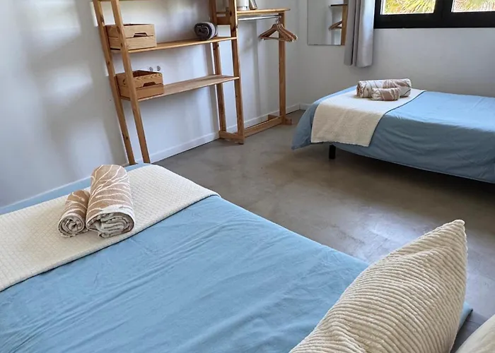 Koa - Riders Surf N Bike Bed & Breakfast Roque